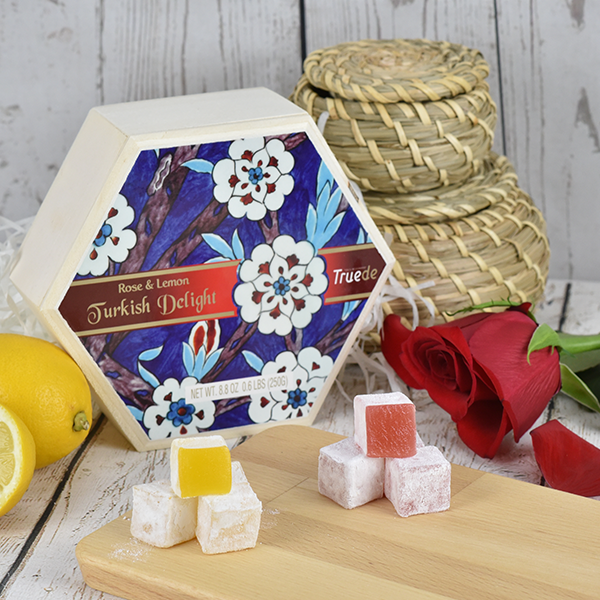 http://www.truede.com/cdn/shop/products/Rose-and-Lemon-Wooden-Box-Turkish-Delight-Lifestyle_1200x.png?v=1631111063